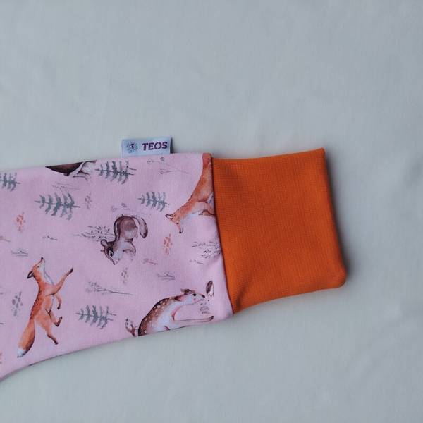 Sett med bukse og genser